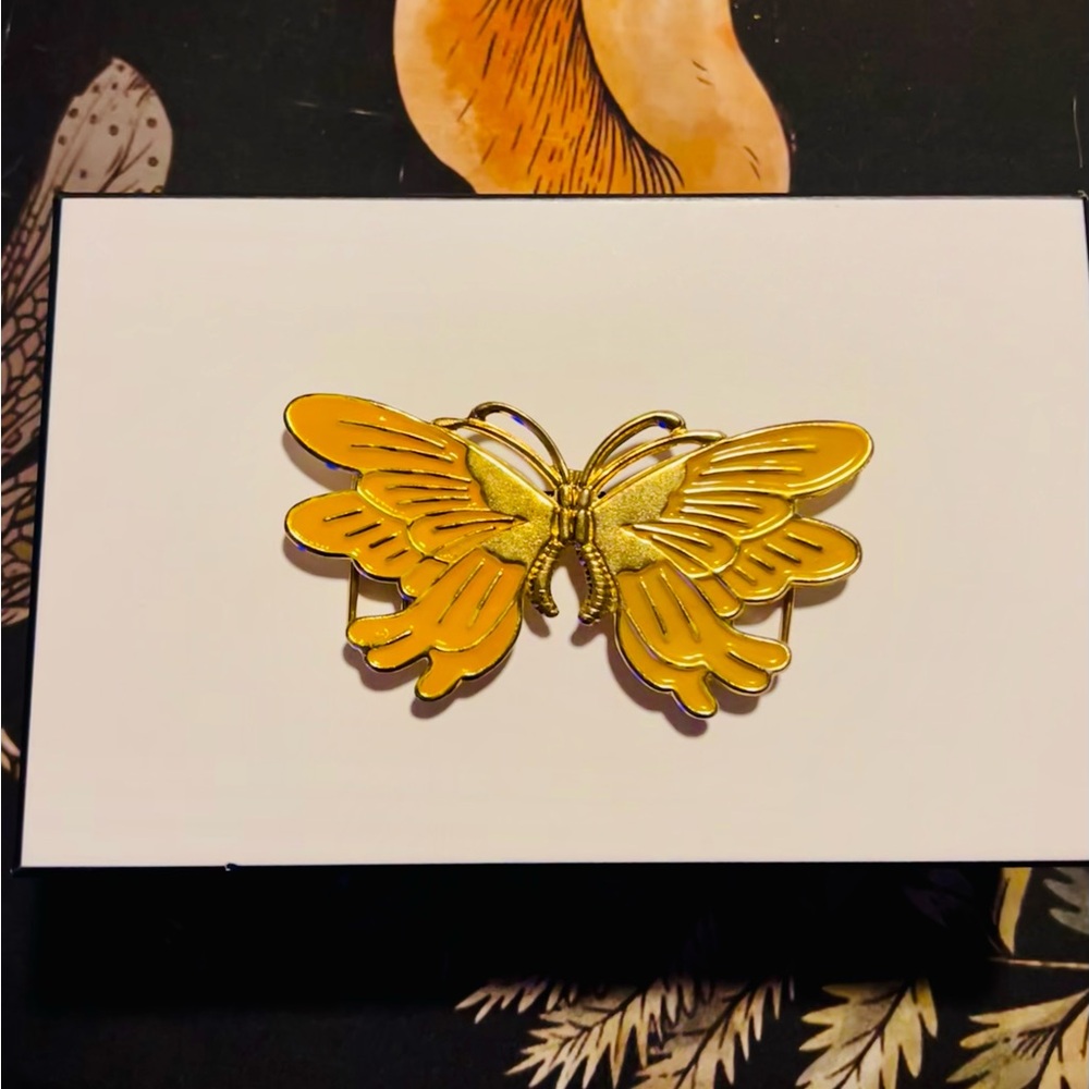 Vintage 80’s Enamel Metal Butterfly Belt Buckle